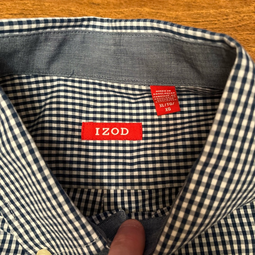 Izod LS button down - Picture 2 of 3
